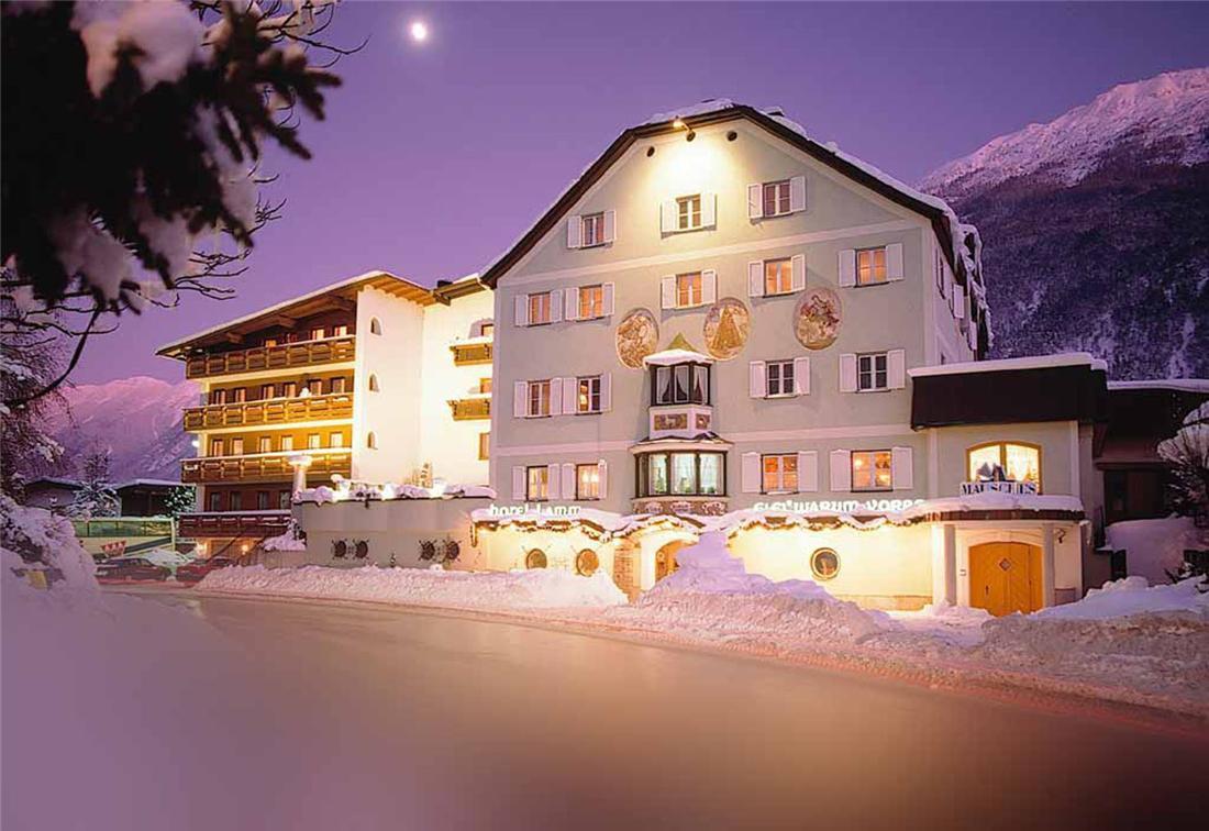 Hotel Zum Lamm Tarrenz Exterior foto